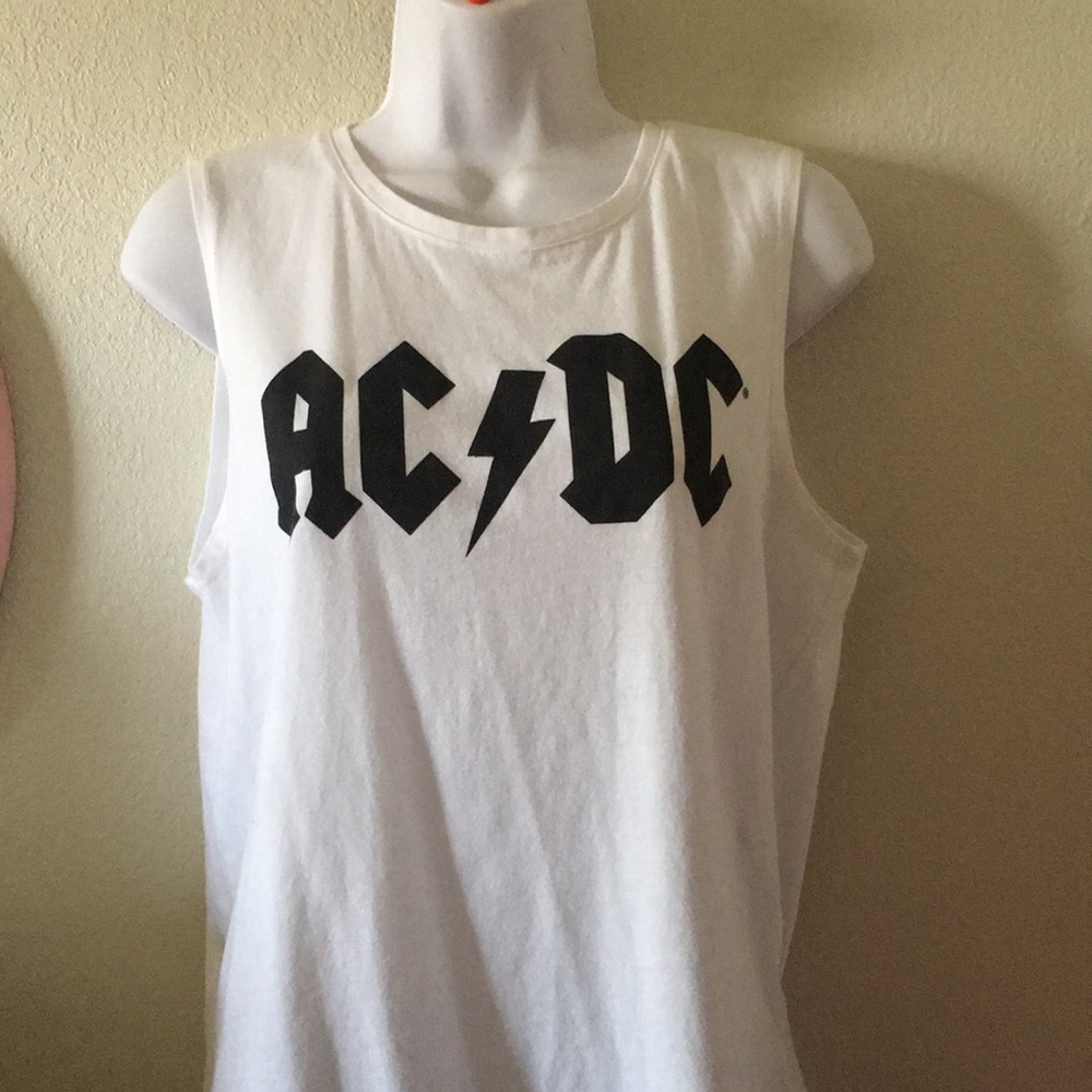 ACDC tank